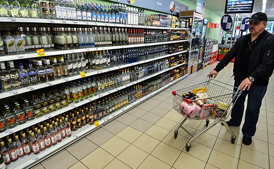 Депутаты предлагают убрать алкоголь с прилавков магазинов