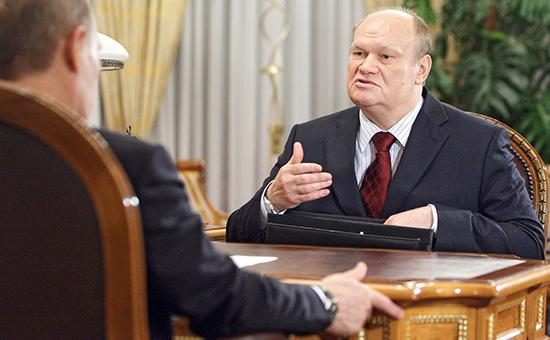 Путин снимет двух губернаторов-старожилов