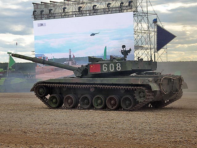 В Красноярске заметили колонну китайских танков