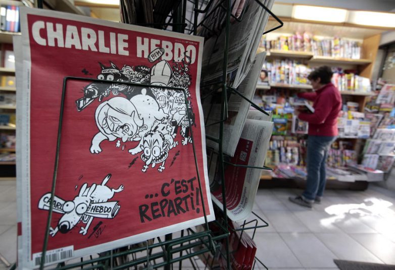 Charlie Hebdo грозит суд за публикацию карикатур на А321
