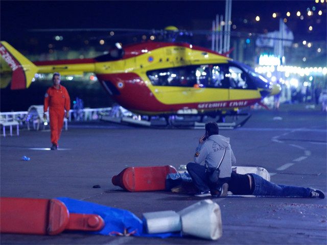 Терракт в Ницце: минимум 80 погибших