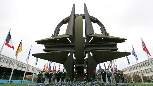 НАТО наращивает приготовления к войне с Россией