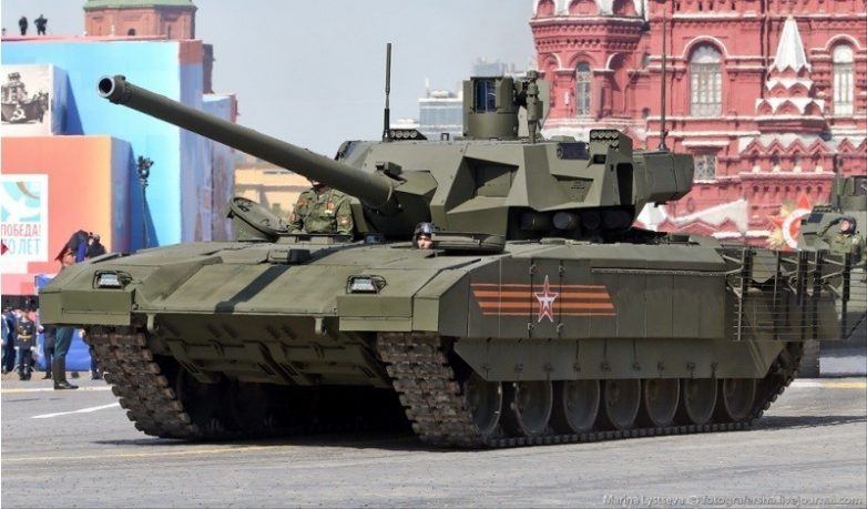 Британская военная разведка назвала «Армату» «самым революционным танком поколения»