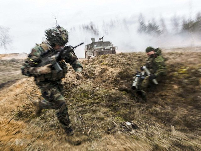 НАТО ищет статистов, которые будут изображать «русских» в ходе учений