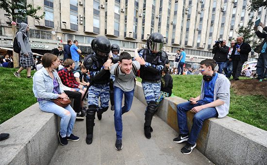 В Кремле не увидели опасности от протестных акций