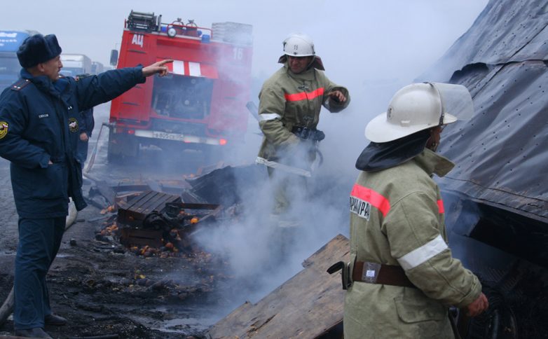 В Казахстане при возгорании автобуса погибло более 50 человек