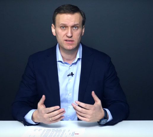 Навальный призвал школьников к бойкоту школьных референдумов 18 марта