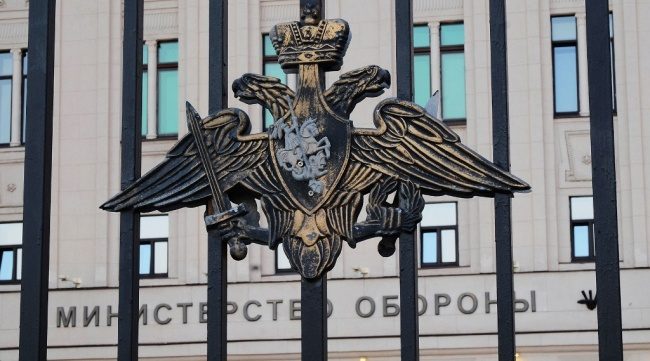Российским офицерам начали выдавать телефоны за 115000 руб