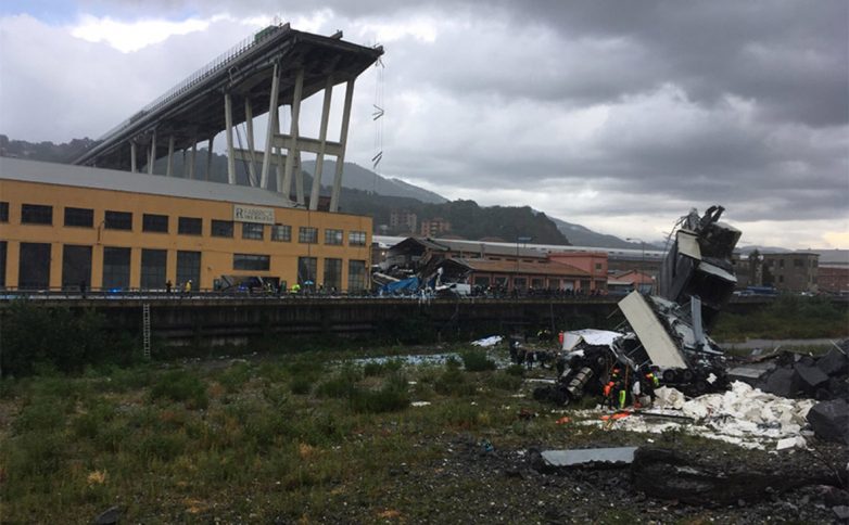 Десятки человек погибли в результате обрушения моста в Генуе
