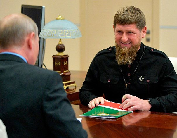 Путин подарил Кадырову нефтяную компанию