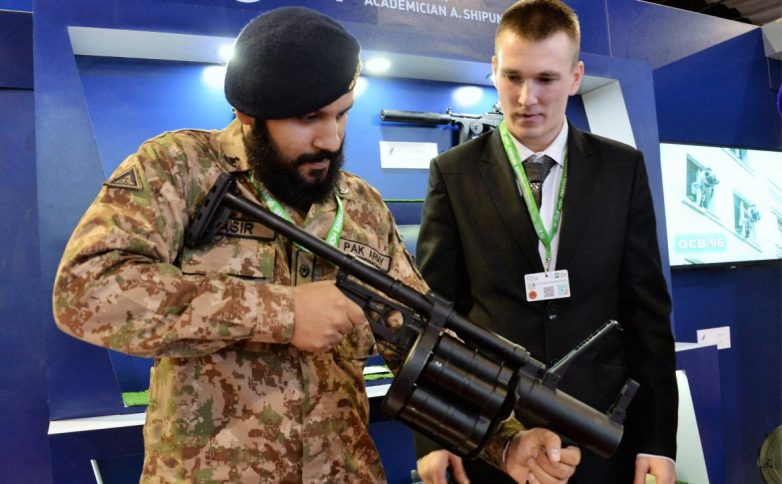 Россия вышла на второе место в мире по продаже оружия