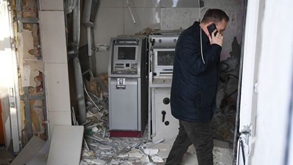 В Новосибирском отделении банка «Открытие» прогремел взрыв