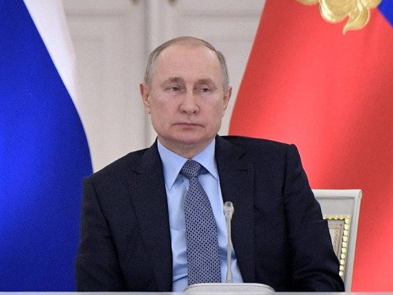 Путин объявил следующую неделю нерабочей с сохранением зарплаты