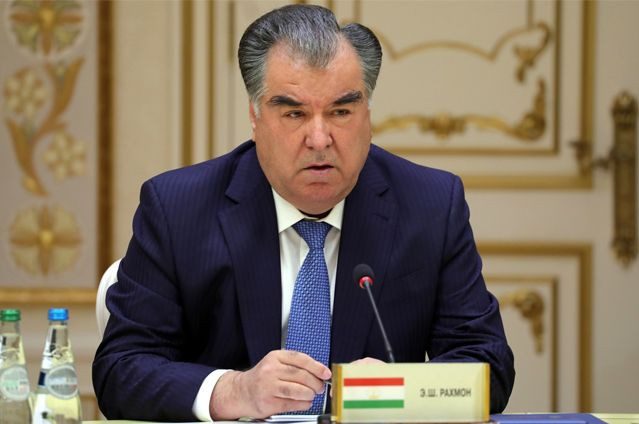 В Таджикистане запретили называть детей русскими именами
