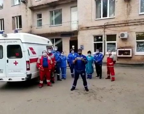 На Кубани работникам скорой помощи пригрозили уголовной ответственностью после жалоб на отсутствие доплат, обещанных Путиным
