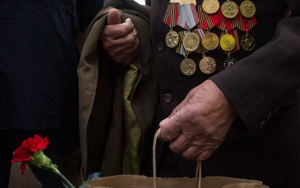 Ветеранов попросили вернуть выплаты к Дню Победы