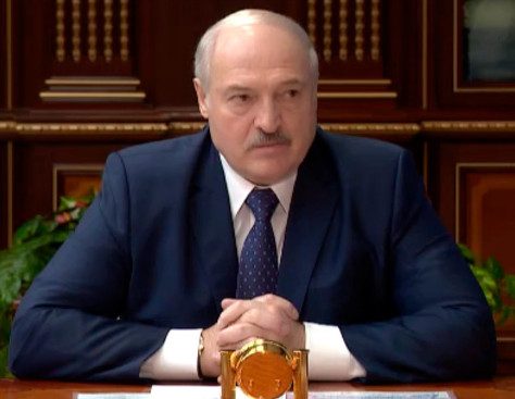 Путин поддержал идею Лукашенко приобрести месторождение нефти в России