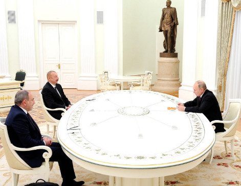 Российские врачи обеспечили Путину «безопасную встречу» с лидерами Армении и Азербайджана