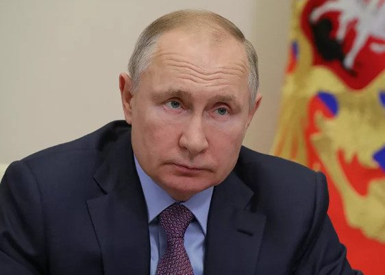 Путин поручил проработать проект об уголовной ответственности для подростков
