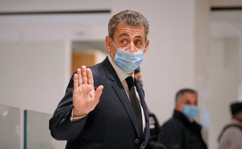 Экс-президенту Франции Николя Саркози дали 3 года за коррупцию