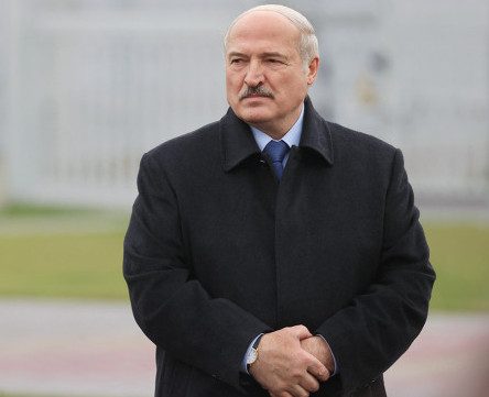 Лукашенко назвал условия, при которых он станет вечным президентом