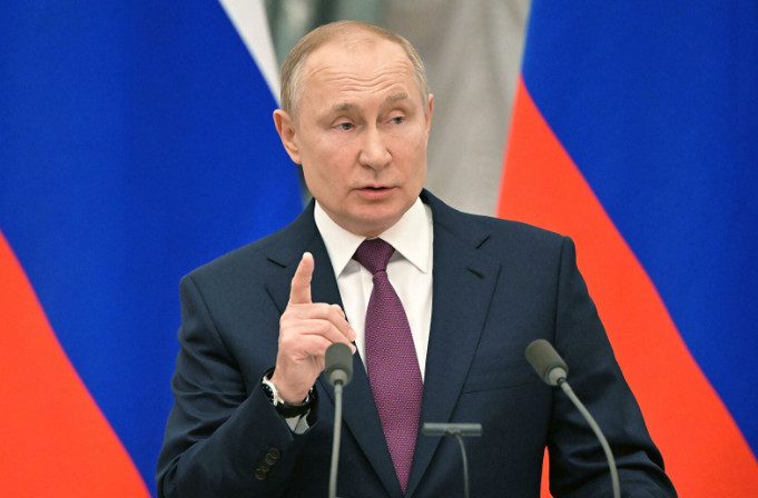Путин отдал приказ привести силы сдерживания, включающие ядерное оружие, в особый режим боевого дежурства