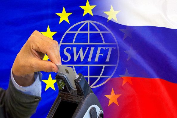 В ЕС пообещали отключение новых российских банков от SWIFT