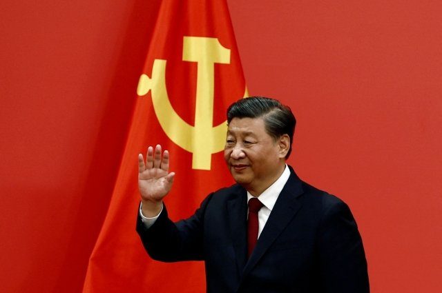 Си Цзиньпин переизбран на 3-й срок