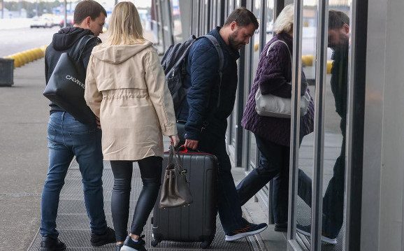 ФСБ раскрыла, сколько россиян выехало за границу