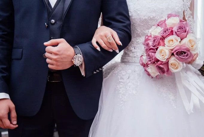 Россияне рассказали, сколько они готовы потратить на свадьбу в 2023 году