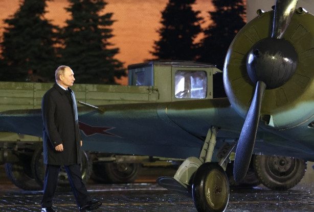 Путин поручил создать в России музеи, посвященные СВО