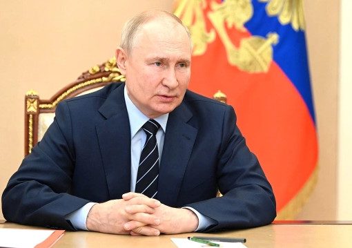 Путин пообещал зеркальный ответ на применение ВСУ кассетных боеприпасов