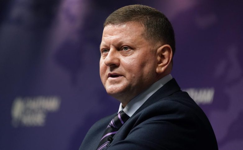 Залужный заявляет о возможности мира без «полной победы»