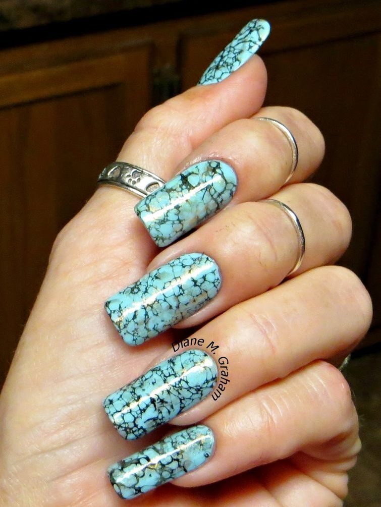 Каменные ногти — новейший маникюрный тренд