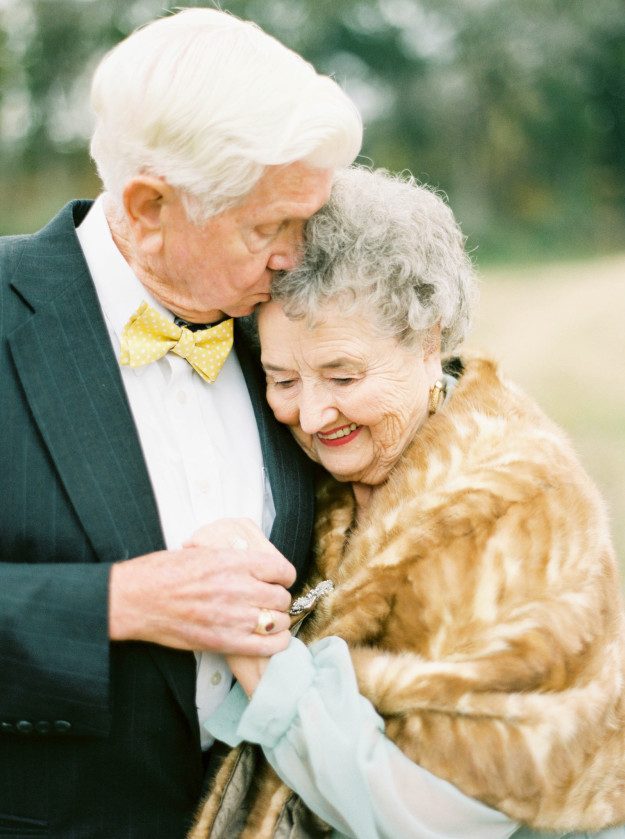 Невероятно трогательная фотосессия супругов, проживших в браке 63 года