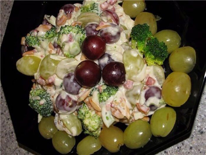 Вкусные салатики на праздничный стол
