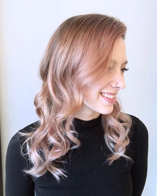 Идеи окрашивания волос в розовое золото