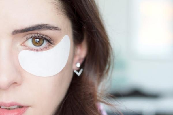 Секреты правильного ухода за кожей вокруг глаза