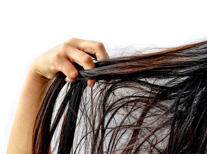 Привычки, которые портят ваши волосы