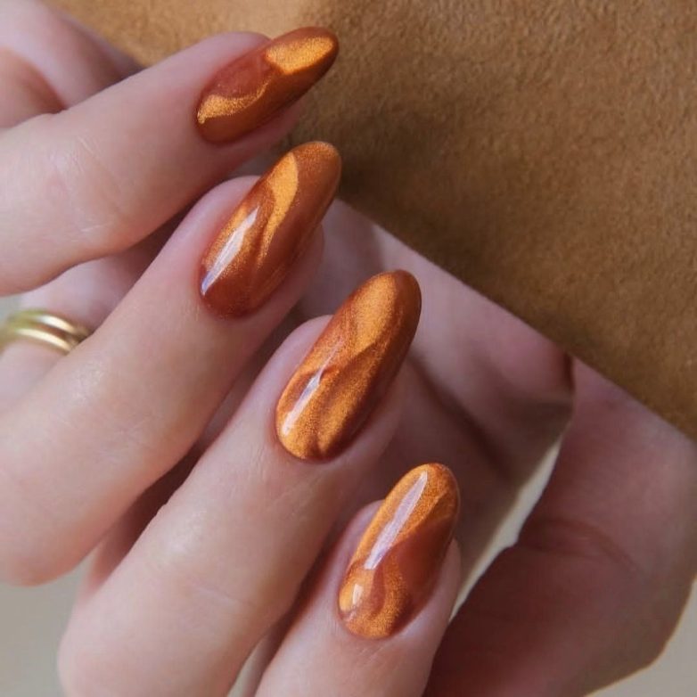 Маникюр, вдохновленный осенью