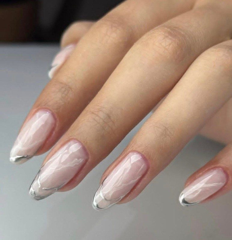 Как накрасить ногти в ноябре