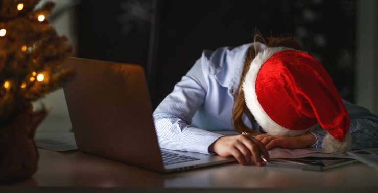 Почему под Новый год нас часто настигает хандра