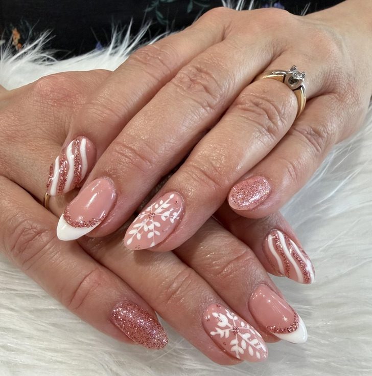 Классные идеи новогоднего маникюра