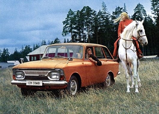 Советские автомобили в рекламных фотографиях