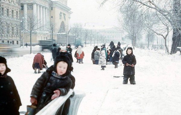 Почему советское детство было другим?
