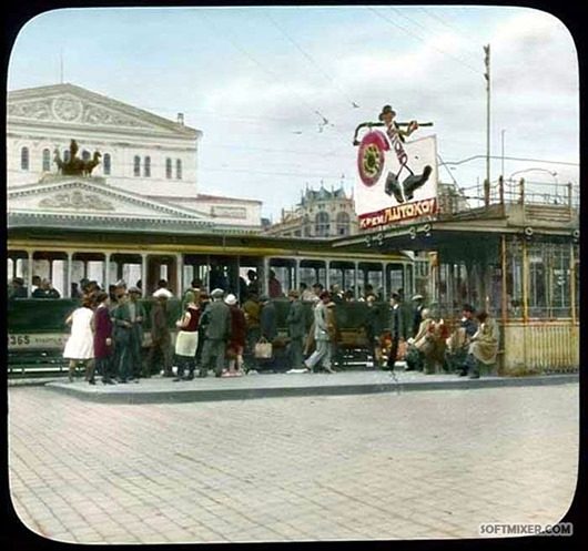 Москва 1930-х годов в цвете