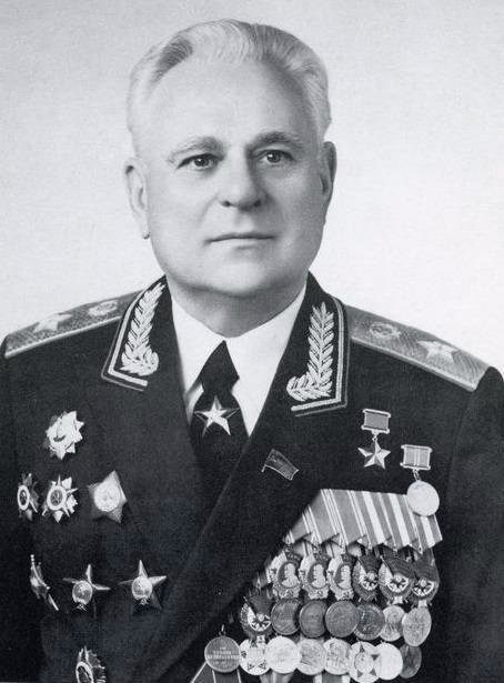 Евгений Ивановский - генерал, державший в страхе армии НАТО