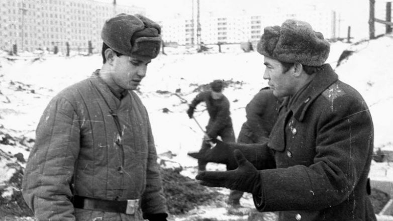 Как иностранца в советскую армию призвали