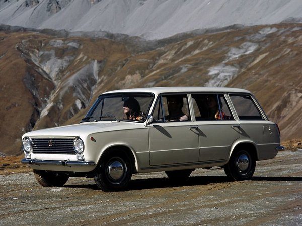 ВАЗ 2102 - мечта советского дачника!
