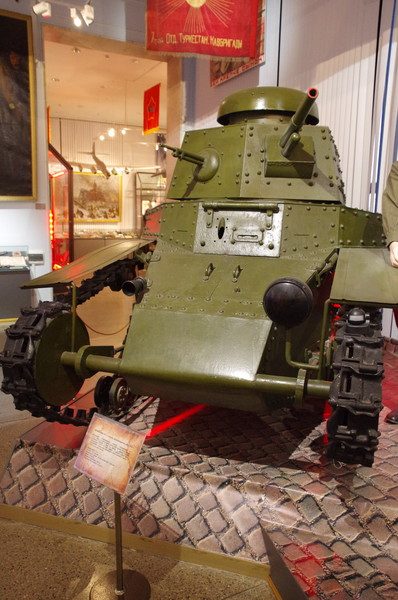 МС-1 - первый массовый танк Красной армии